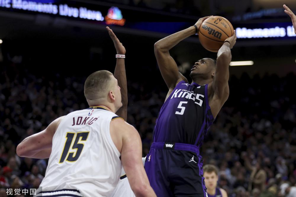 决定性的作 决定性的作